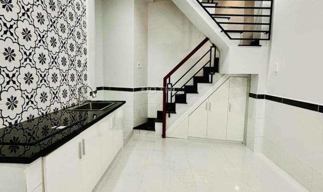 Nhà 3 tấm 2/Bạch Đằng P15, 2,5 tỷ DTSD 45m2, 3PN 2WC