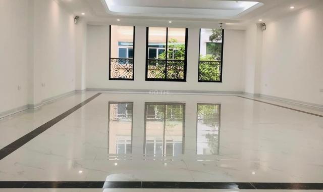 Bán nhà mặt phố Cao Bá Quát Ba Đình 130m2 Mặt tiền 6.6m sổ vuông full thổ cư xây toà nhà cực đỉnh