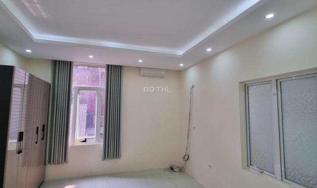 Nhà dân xây mặt ngõ, lô góc phố Nguyên Khiết, Hoàn Kiếm 30m2 x 4 tầng, mặt tiền 4.4m 2.8 tỷ