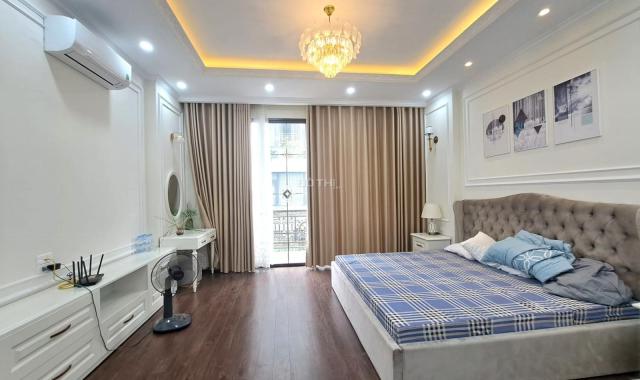 Bán nhà Phân Lô Bế Văn Đàn Hà Đông Lô Góc 3 Thoáng 4T 70m2 Ô tô tránh view Hồ Gần phố 7.9 Tỷ