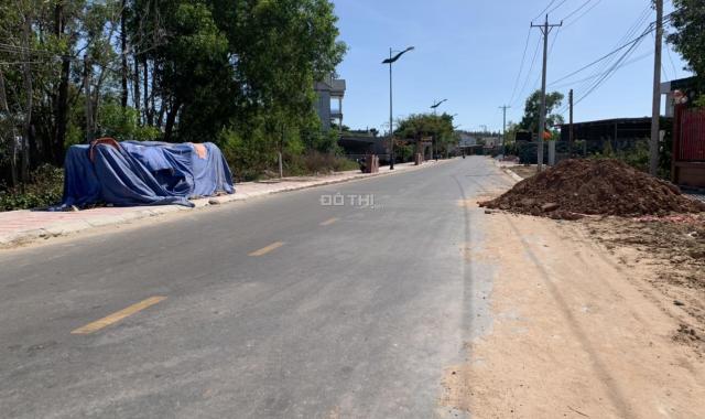 Bán 353m2 đất ONT đường Nguyễn Du - Tân Phước - La Gi giá ngộp thở