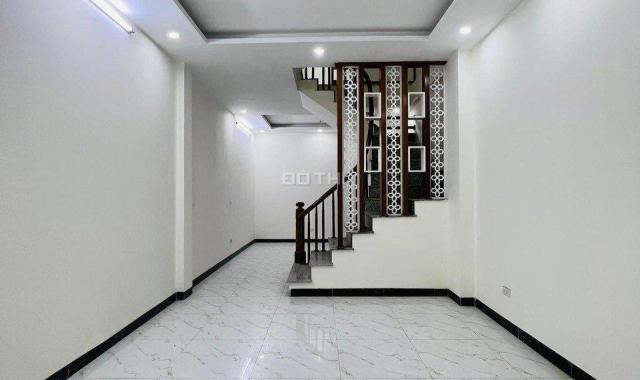 Siêu hiếm 1,8 tỷ nhà 33m2 x 4 tầng hộ khẩu Hà Đông ô tô đỗ cổng