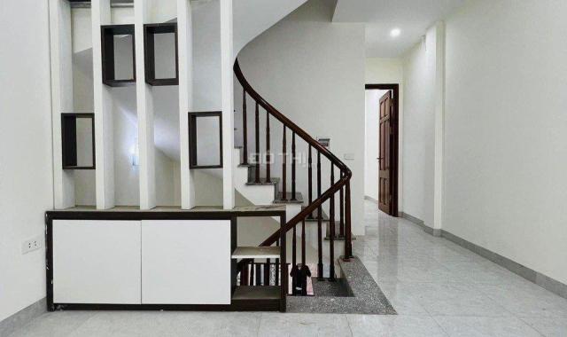 Siêu hiếm 1,8 tỷ nhà 33m2 x 4 tầng hộ khẩu Hà Đông ô tô đỗ cổng