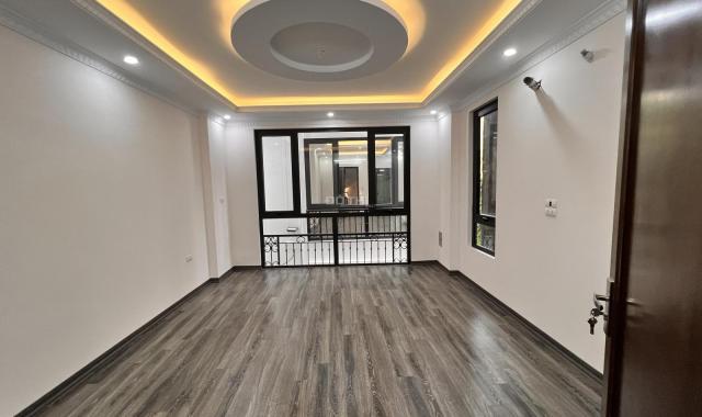 Nhà mới tinh cực đẹp, rẻ nhất phố Xuân La, Tây Hồ (gần DH nội vụ) 36m2, 5 tầng, nội thất xịn ở ngay