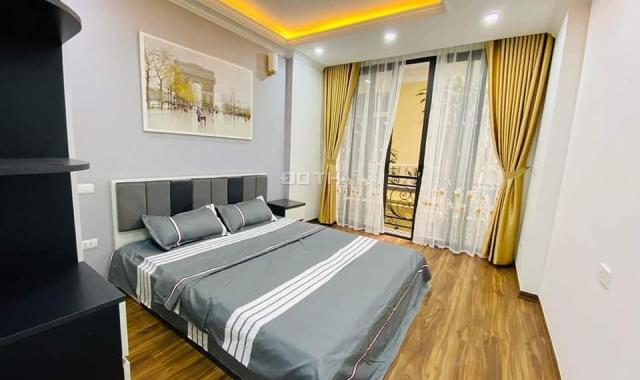 Bán nhà 5T 40m2, mặt phố Xã Đàn, vỉa hè, ô tô tránh, kinh doanh, văn phòng, giá 15 tỷ