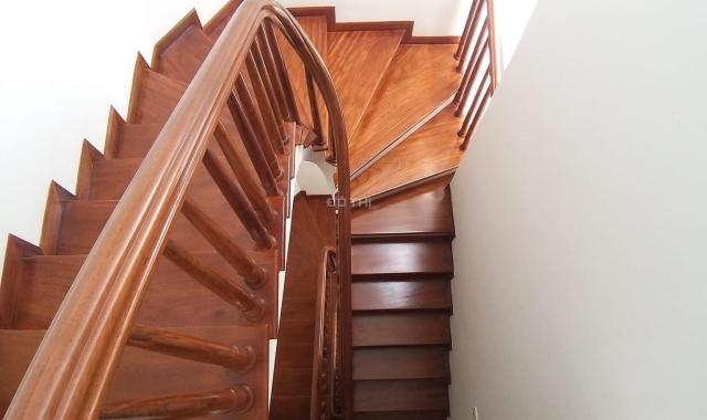 Bán nhà 6 tầng thang máy - nội thất nhập khẩu - oto tránh - phố Nguyễn Phong Sắc, Cầu Giấy 16,8 tỷ