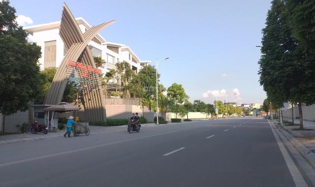 Ngọc Thụy! Vài bước chân ra ôtô tránh, có thể chia lô, phù hợp mọi nhu cầu ở an cư hay đầu tư, 65m2