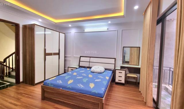 Bán nhà  phố 3 ô tô tránh kinh doanh thang máy Yên Xá DT 62m2 8T, giá 12 tỷ