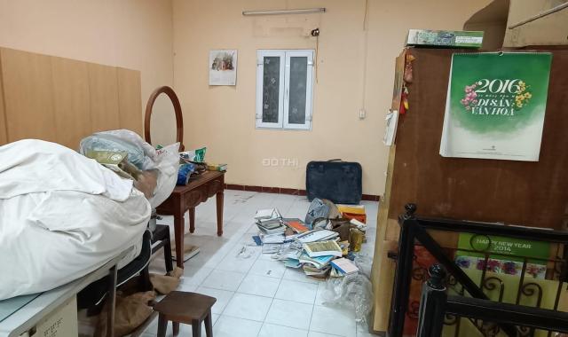Nhà mặt phố Nguyễn Khoái, cạnh Lãng Yên, 152m2, MT 6m, giá 21 tỷ, 0985868893