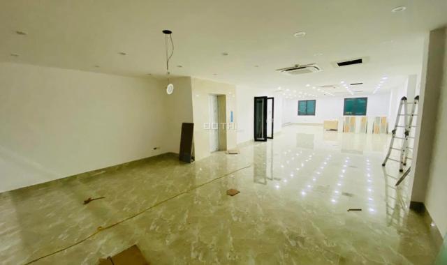 Bán Gấp Nhà Mặt Phố Nguyễn Văn Tuyết Đống Đa Kinh Doanh 300Tr/Tháng DT 190M 10T MT 7M Giá 89.9Tỷ