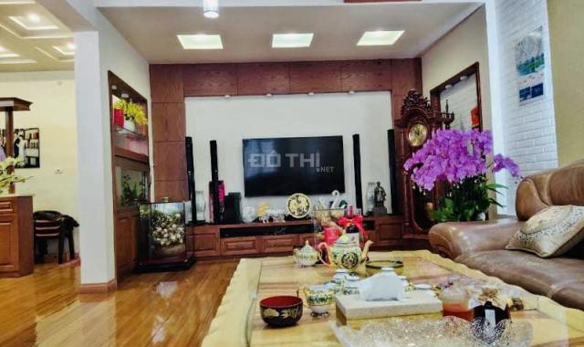 Bán nhà phố Nguyễn Thị Định, phân lô,vỉa hè, ôtô tránh, DT 70m2 x 5 tầng. MT 5m. 0338080356