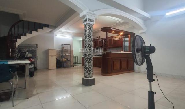 BIÊT THỰ-NGUYỄN THIỆN THUẬT, QUẬN 3, 74m2 NGANG 7mx11m. 8TY25