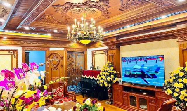 Bán nhà Ngô Xuân Quảng, Nội thất lung linh,135m2, 17 tỷ