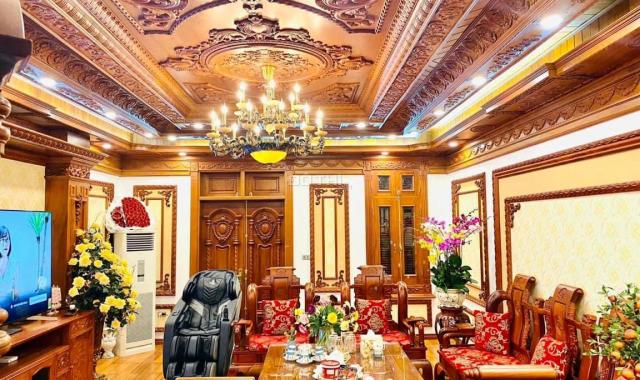Bán nhà Ngô Xuân Quảng, Nội thất lung linh,135m2, 17 tỷ