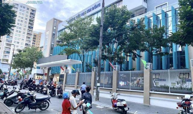 Tập thể tầng 1 kinh doanh cổng trường học nhẹ nhàng 10tr/tháng