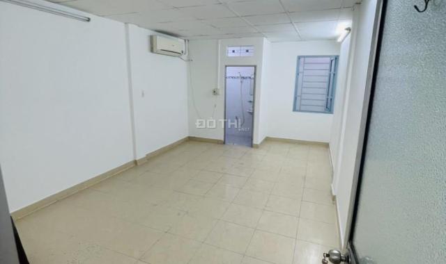 QUẬN 10-HÒA HƯNG 57M2- 2 TẦNG-GẦN MẶT TIỀN. CHỈ 4TY8