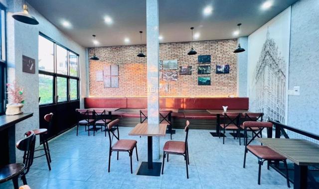 Nhà trệt lầu và sân thượng vị trí đẹp mặt tiền Mạc Thiên Tích, Xuân Khánh, Ninh Kiều, Cần Thơ