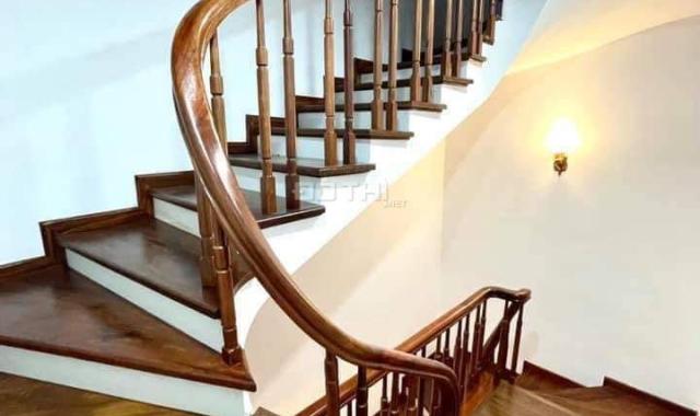 Siêu hot! Bán nhà Xuân La - Tây Hồ. DT 35m2*5T giá 4.0tỷ (ô tô đỗ cửa)