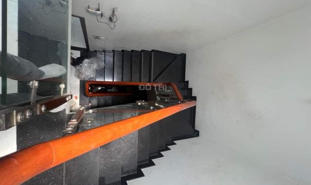 Nhà đẹp, hẻm 18 Bùi Thế Mỹ, gần Ni Sư Huỳnh Liên, 49 m2 x 4 tầng, chỉ nhỉnh 5 tỷ