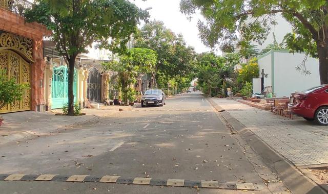 Đất sổ đỏ KDC Cát Lái, 5x23.65m hướng Đông Nam 6 tỷ có sẵn móng LH 0902688823