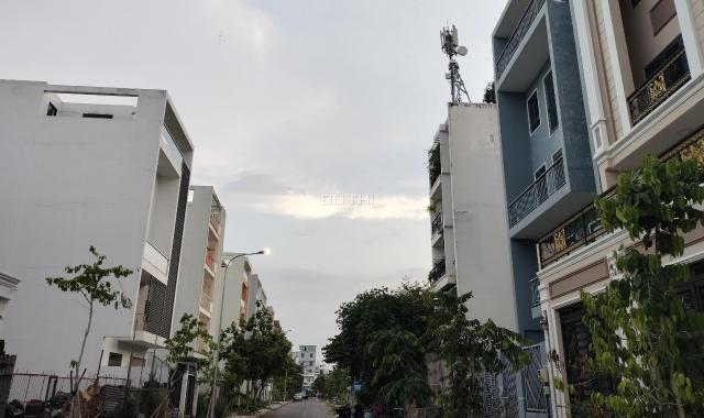 Đất Cát Lái 5x 23.6m, giá 6 tỷ, sổ đỏ công chứng ngay