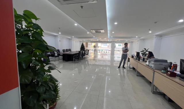 Bán gấp siêu phẩm toà văn phòng mặt phố Vĩnh Hưng, Hoàng Mai DT 228m2 8T MT 9m giá 56,8 tỷ