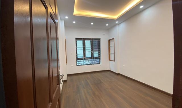 Bán nhà 4 tầng 40m2 gần ĐH Phenika, KĐT Đô nghĩa cực thoáng