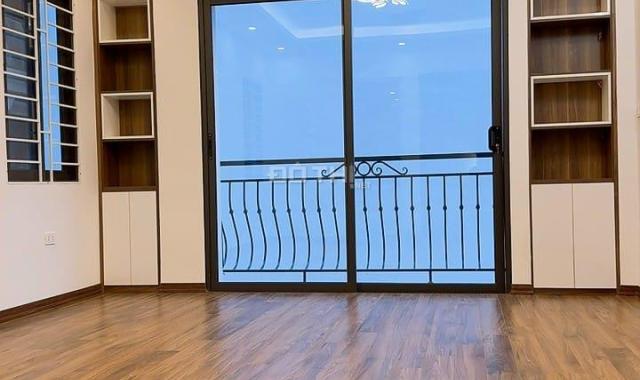 Bán nhà đường Mỹ Đình 31m2, giá 4 tỷ