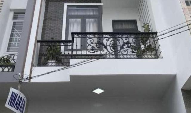 Cần tiền kinh doanh bán gấp căn mặt tiền đường, DT 180m2, góc view đẹp