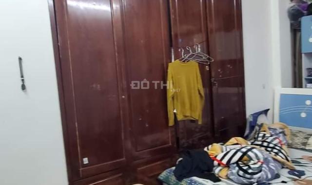 Cầu giấy - nhà 2 thoáng - dân chắc nịch - gần phố - tiện ích tuyệt vời