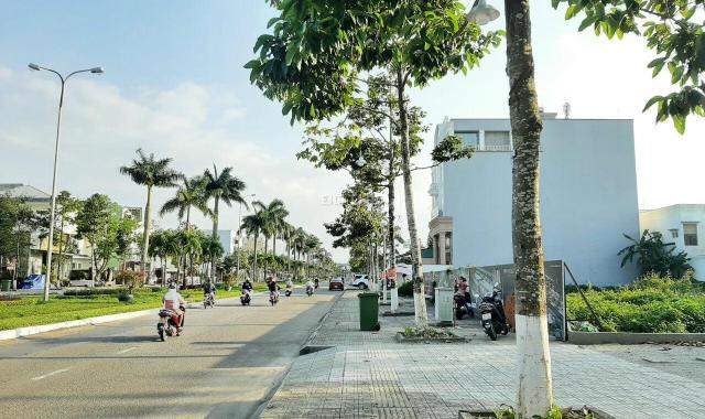 Bán 3 lô liền kề - mặt tiền đường Hùng Vương, TP Tam Kỳ - sổ đỏ vĩnh viễn