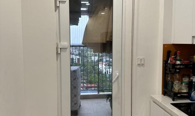 Chính chủ bán gấp căn full đồ 2 ngủ 68m2 giá 2.2 tỷ chung cư Eurowindow Đông Trù