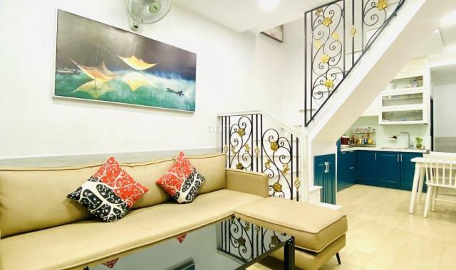 Nhà kiến trúc sư thiết kế, mới, đẹp, giá rẻ 0916853263