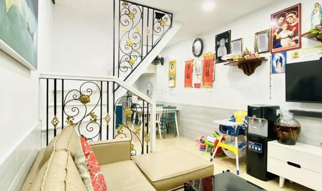 Nhà kiến trúc sư thiết kế, mới, đẹp, giá rẻ 0916853263