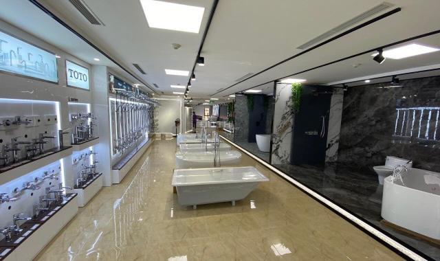 Bán gấp tòa nhà mặt phố Hoàng Quốc Việt quận Cầu Giấy 291m2 mặt tiền 8m, xây 9T nhỉnh 170 tỷ