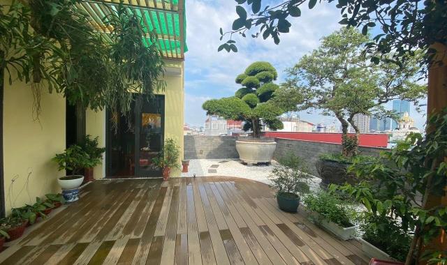 Bán gấp tòa nhà mặt phố Hoàng Quốc Việt quận Cầu Giấy 291m2 mặt tiền 8m, xây 9T nhỉnh 170 tỷ