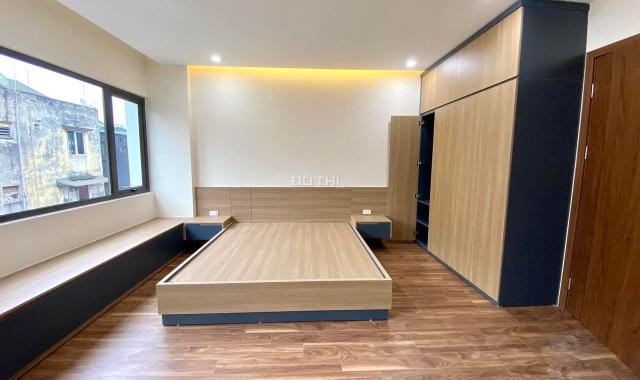 Bán nhà Lương Khánh Thiện, 42m2 x 6T - ô tô đỗ cửa - thang máy