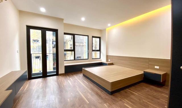 Bán nhà Lương Khánh Thiện, 42m2 x 6T - ô tô đỗ cửa - thang máy