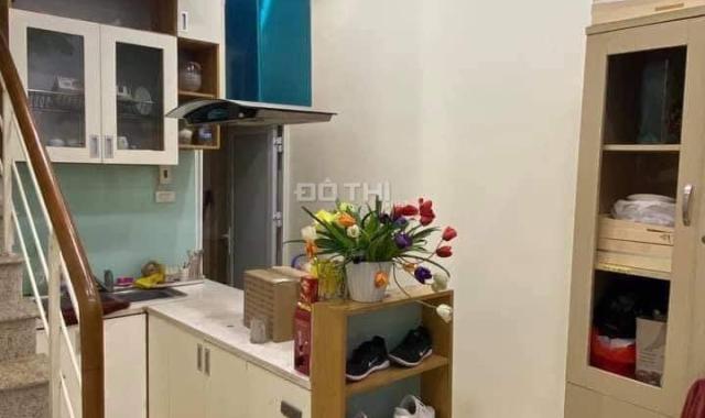 Bán nhà Võ Văn Dũng, Đống Đa, 32m2 xây 4 tầng, vỉa hè, ô tô, kinh doanh sầm uất