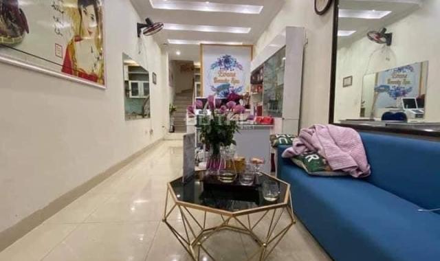 Bán nhà Võ Văn Dũng, Đống Đa, 32m2 xây 4 tầng, vỉa hè, ô tô, kinh doanh sầm uất