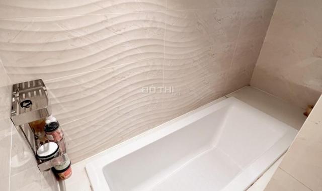 Bán căn hộ 3p ngủ góc 120m2 Park Hill. Nội thất nguyên bản CĐT. Giá 7 tỷ. Liên hệ 0817799005 (zalo)
