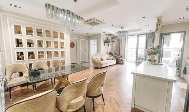Bán căn hộ 3p ngủ góc 120m2 Park Hill. Nội thất nguyên bản CĐT. Giá 7 tỷ. Liên hệ 0817799005 (zalo)