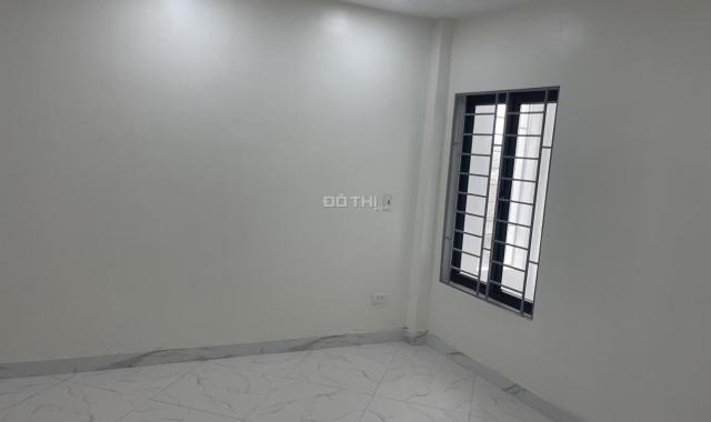 Cần bán nhà DT: 59m2 cạnh trung tâm thương mại Tứ Hiệp, Thanh Trì ĐT: 0975.502.159