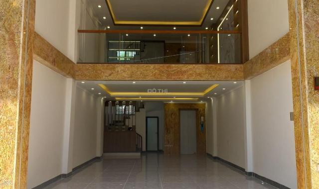Bán nhà tòa văn phòng kinh doanh oto tránh Hoàng Mai DT 72m2 8T giá 14 tỷ