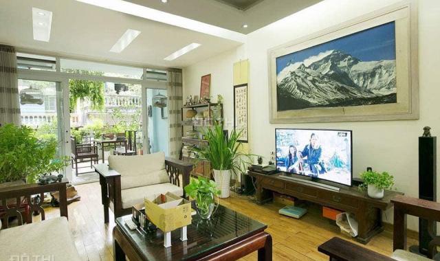 Bán nhà phân lô Công An Phùng Hưng Hà Đông 36m2 lô góc ô tô tránh view vườn hoa 3.5 tỷ