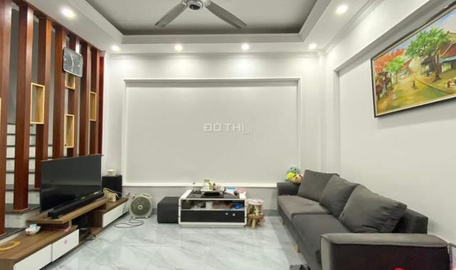 Nhỉnh 3 tỷ nhà Văn Phú 41m2, 5 tầng ô tô đỗ cửa nhà đẹp y hình