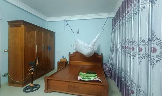 Nhỉnh 12 tỷ nhà mặt phố Hà Cầu 50m2 5 tầng mặt tiền 5m kinh doanh sầm uất