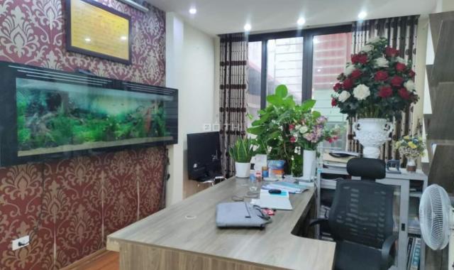Bán nhà phân lô, Phố Trường Chinh - Quận Đống Đa, 74m X 7 T, GIÁ 13.2 TỶ.