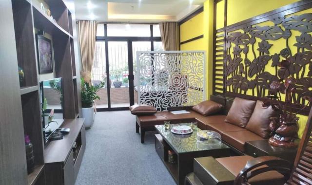 Bán nhà phân lô, Phố Trường Chinh - Quận Đống Đa, 74m X 7 T, GIÁ 13.2 TỶ.