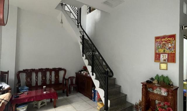 Giảm 1tỷ bán nhà 1T1L Linh Tây gần Phạm Văn Đồng DT 5x12 vuông vức KDC an ninh nhà đẹp vào ở ngay